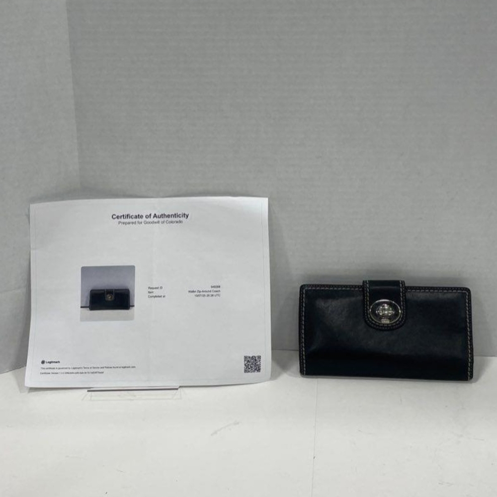 Coach Hampton Vintage Black Leather Wallet Turn Lock W/ COA